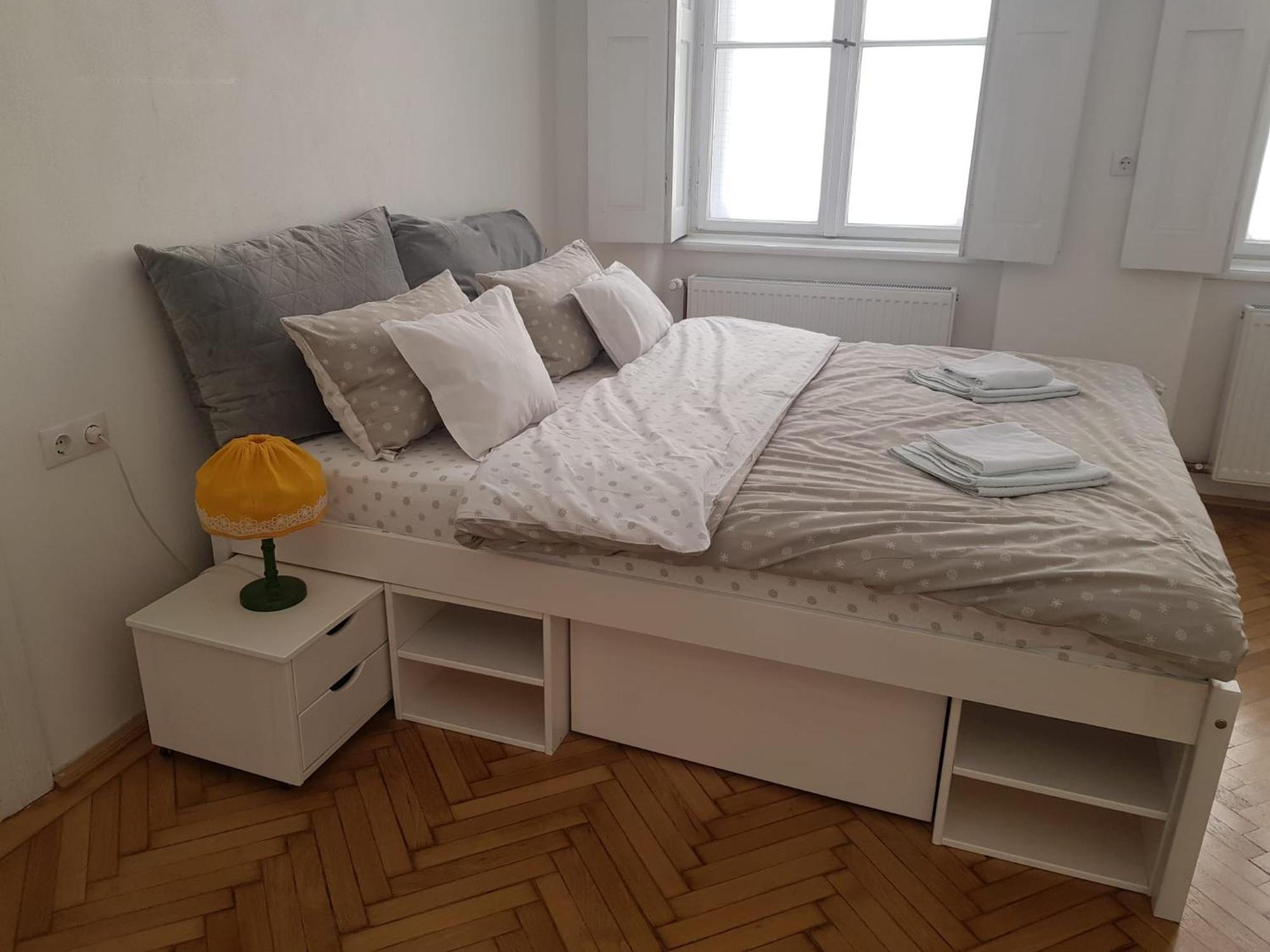Liberte Apartments オラデア 部屋 写真